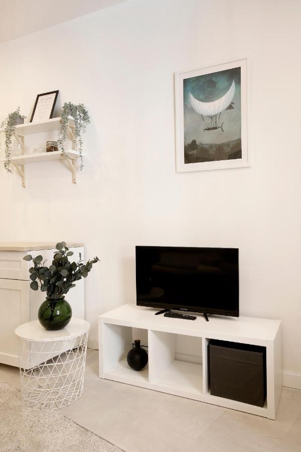 Cozy Studio Perfect For Couples, Cracow Old Town Краков Экстерьер фото